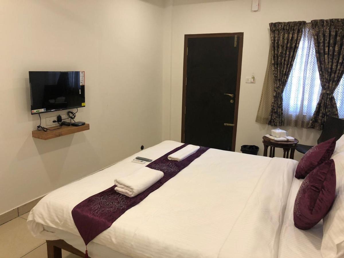 Hotel Amulya Regency Bayappanhalli エクステリア 写真